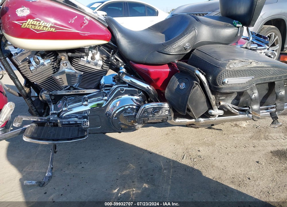 2007 HARLEY-DAVIDSON FLHRCI VIN: 1HD1FR4377Y678248