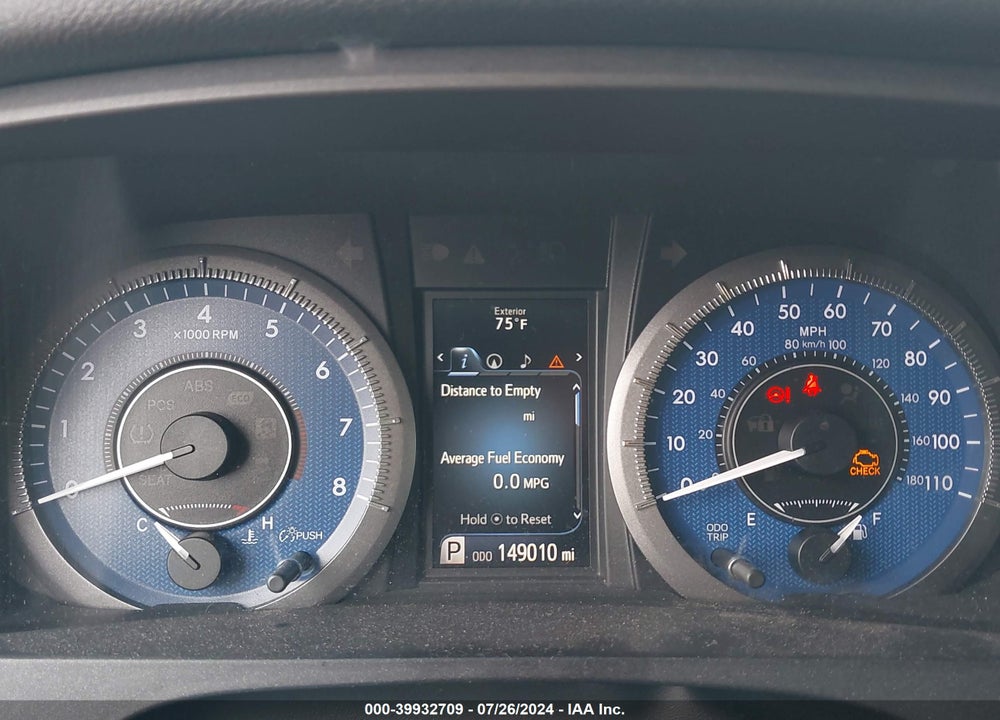 2016 TOYOTA SIENNA XLE 8 PASSENGER VIN: 5TDYK3DC5GS696834