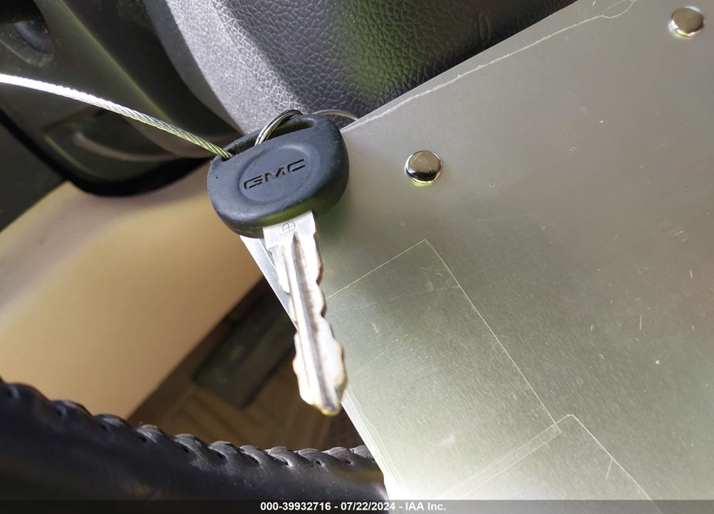 2013 GMC SIERRA 1500 SLE VIN: 3GTP2VE76DG218733
