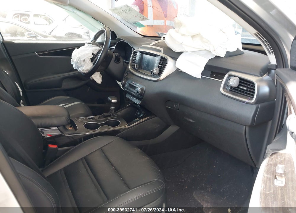 2020 KIA SORENTO 3.3L EX VIN: 5XYPHDA51LG709365