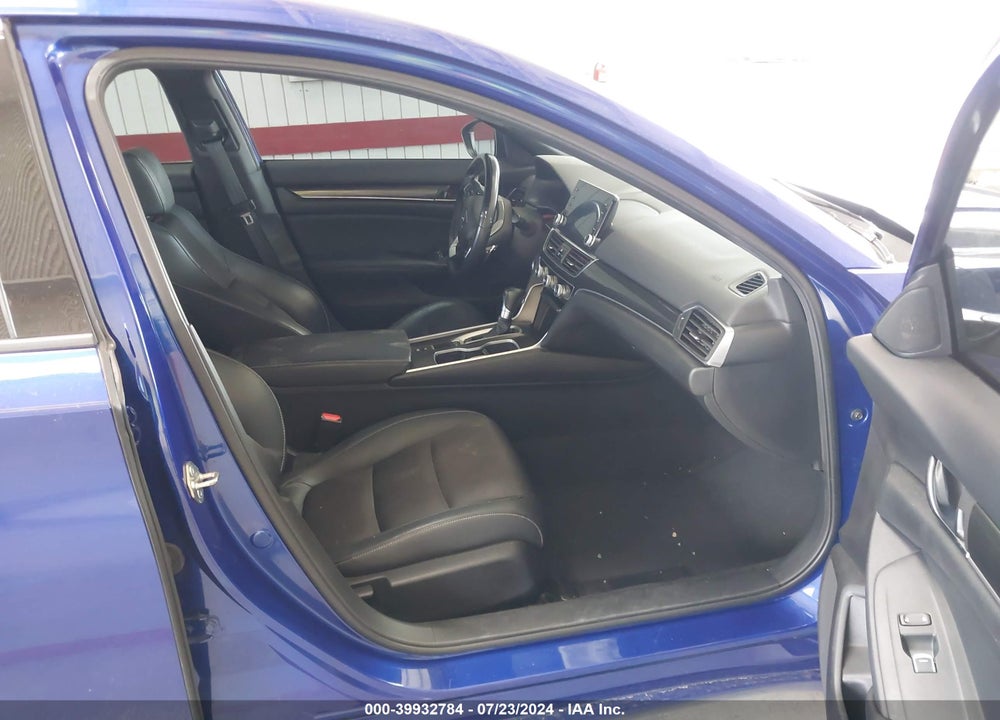 2018 HONDA ACCORD SPORT VIN: 1HGCV1F31JA230035