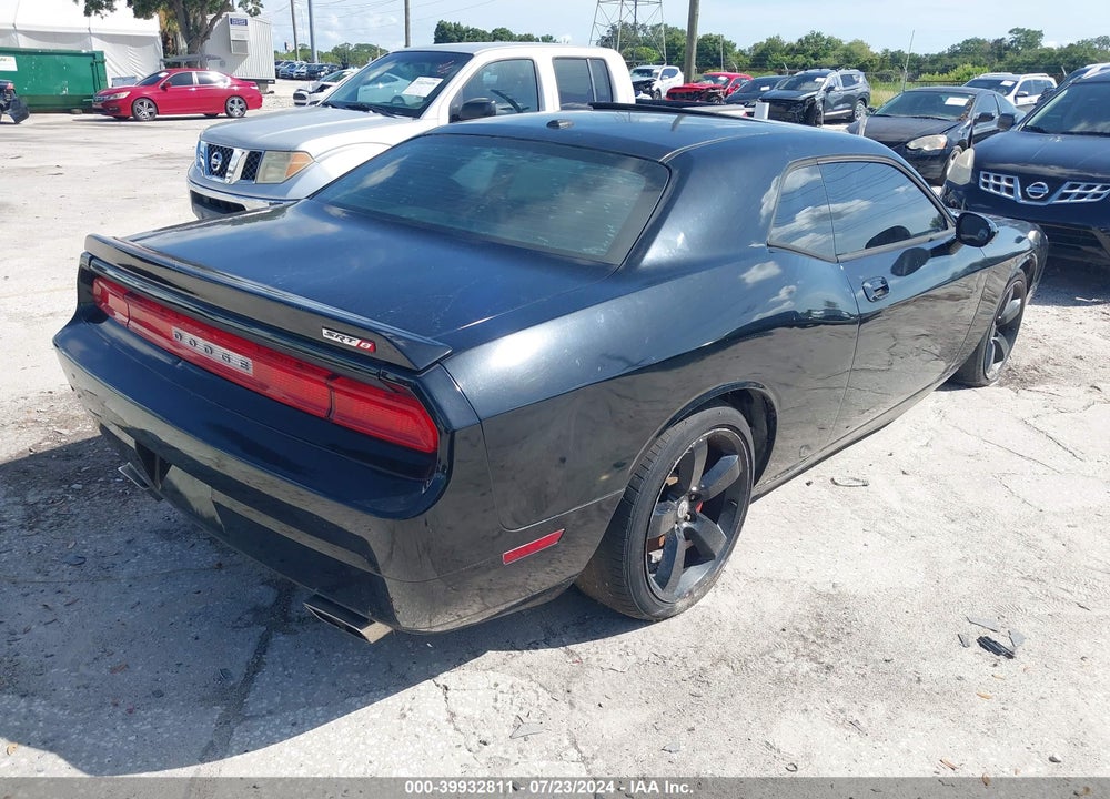 2010 DODGE CHALLENGER SRT8 VIN: 2B3CJ7DW3AH104367