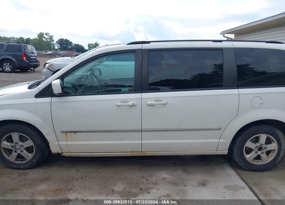 2010 DODGE GRAND CARAVAN SXT VIN: 2D4RN5D19AR234432