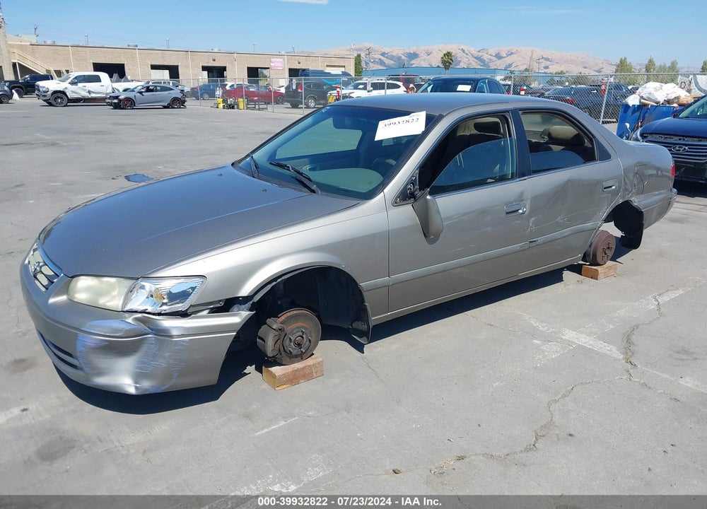 2001 TOYOTA CAMRY VIN: 4T1BG22K41U068046