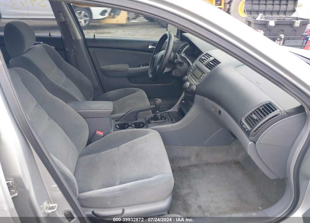 2006 HONDA ACCORD VIN: 1HGCM55406A080446