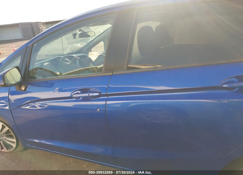 2015 HONDA FIT EX/EX-L VIN: 3HGGK5H81FM725405