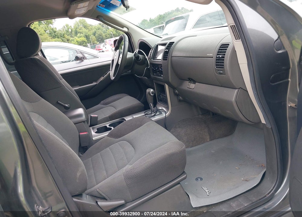 2005 NISSAN PATHFINDER XE VIN: 5N1AR18W15C724791