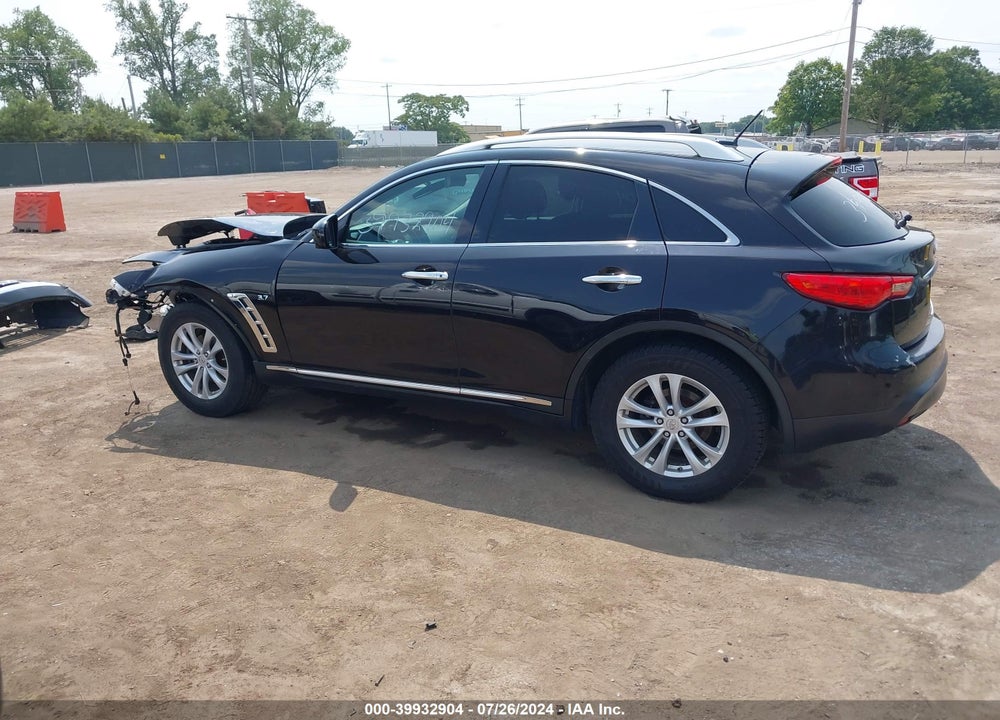 2016 INFINITI QX70 VIN: JN8CS1MW2GM750633