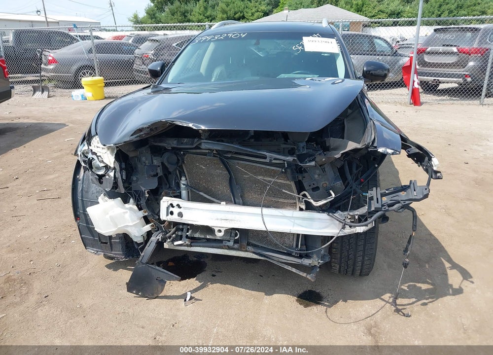 2016 INFINITI QX70 VIN: JN8CS1MW2GM750633