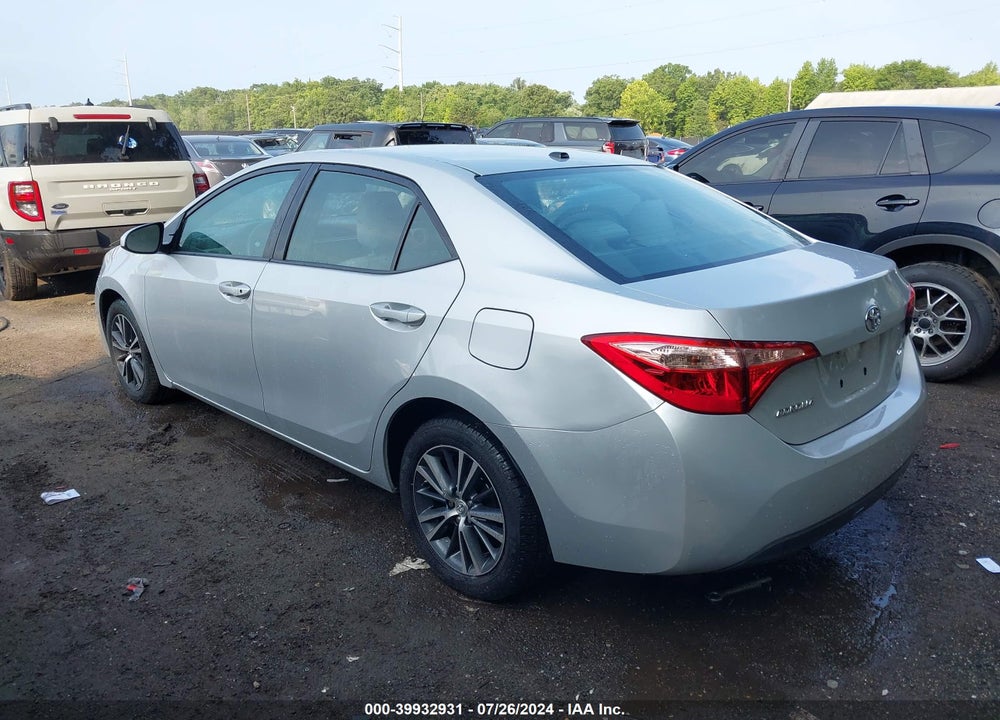 2018 TOYOTA COROLLA LE VIN: 2T1BURHE0JC034190