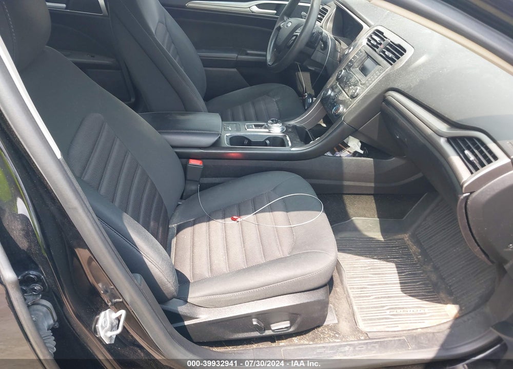 2018 FORD FUSION SE VIN: 3FA6P0HD8JR227912