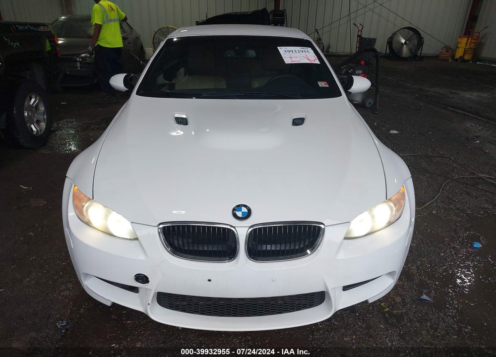 2010 BMW M3 VIN: WBSWL9C59AP332761