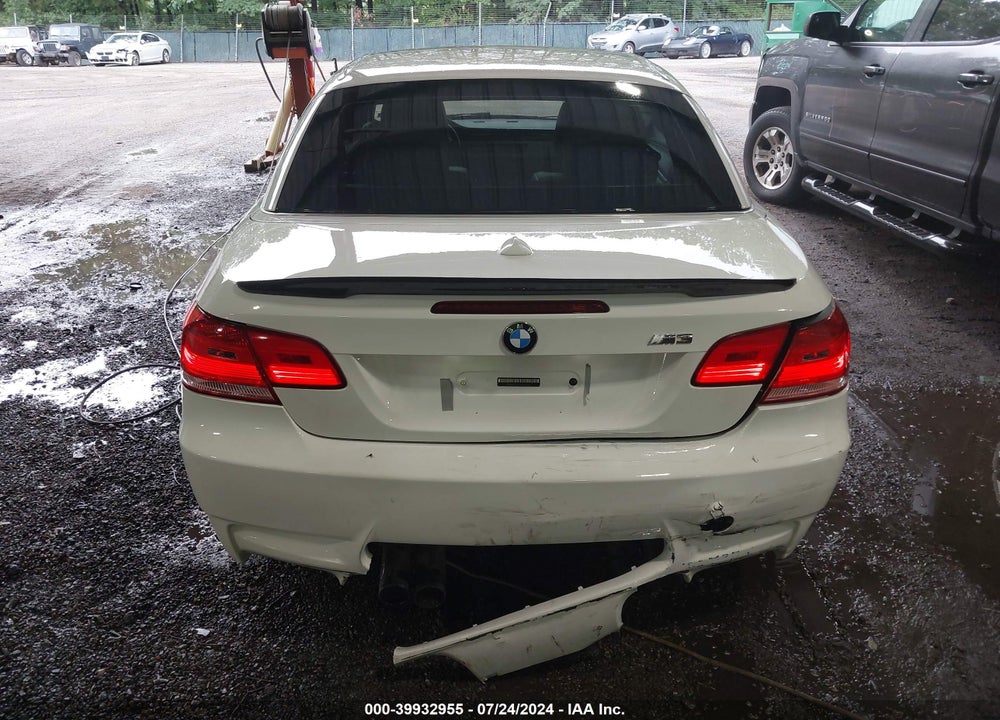 2010 BMW M3 VIN: WBSWL9C59AP332761