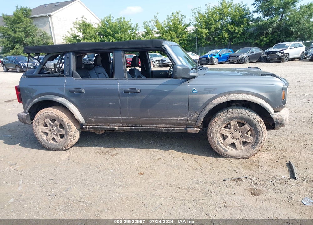 2022 FORD BRONCO BLACK DIAMOND VIN: 1FMDE5BH8NLA84119