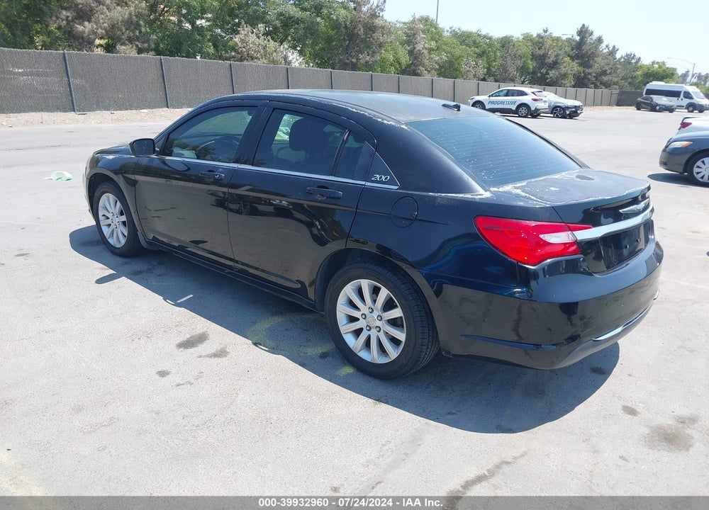 2011 CHRYSLER 200 TOURING VIN: 1C3BC1FG3BN550121