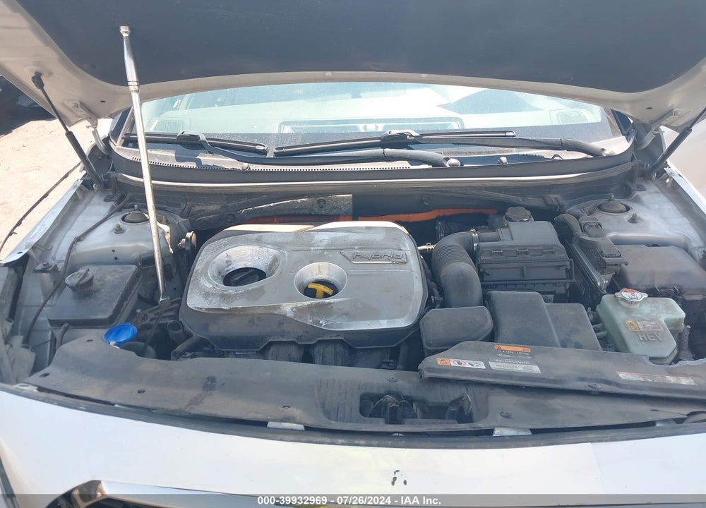 2016 HYUNDAI SONATA HYBRID SE VIN: KMHE24L18GA014126