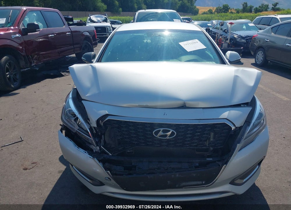 2016 HYUNDAI SONATA HYBRID SE VIN: KMHE24L18GA014126