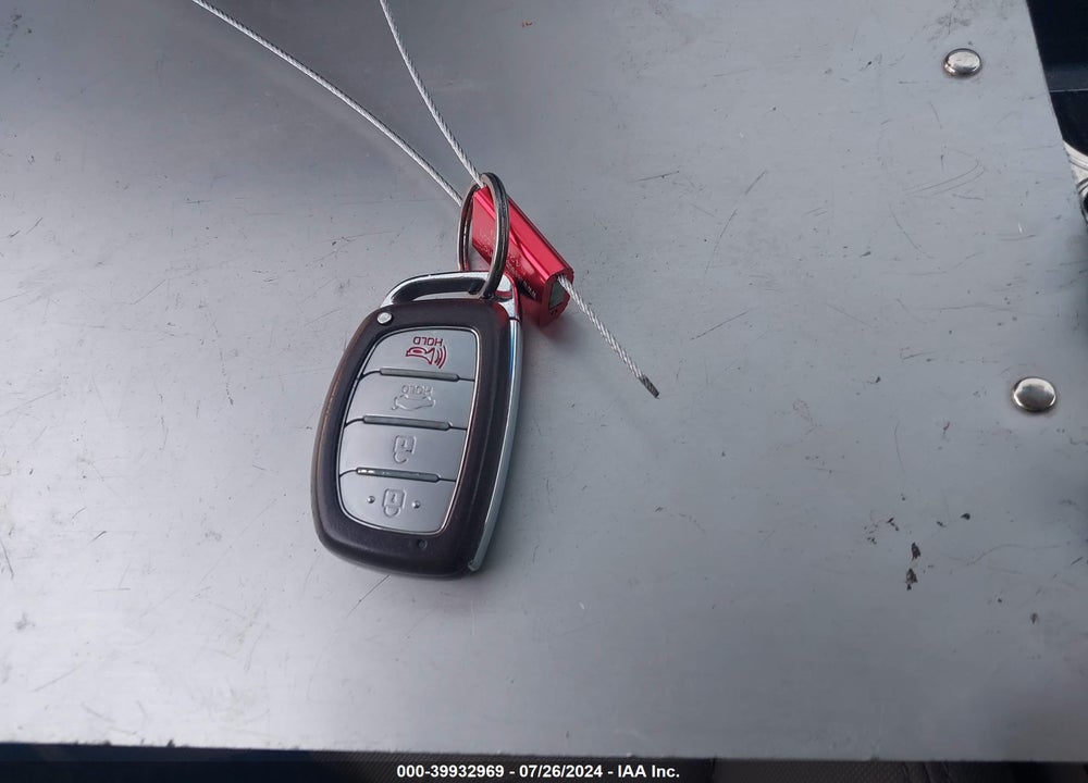 2016 HYUNDAI SONATA HYBRID SE VIN: KMHE24L18GA014126