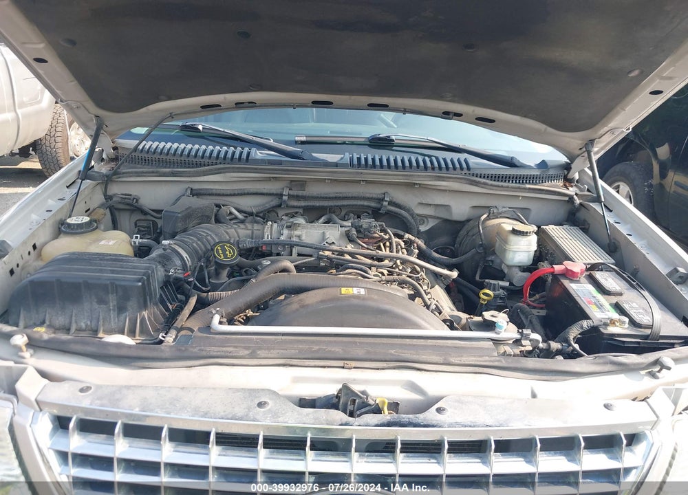 2005 FORD EXPLORER LIMITED VIN: 1FMZU75W05UB65690