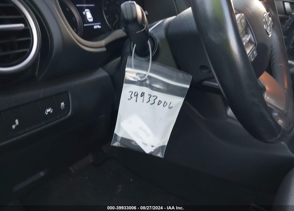 2019 HYUNDAI KONA LIMITED VIN: KM8K33A52KU373950