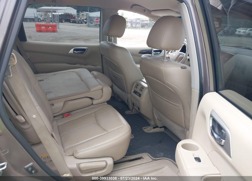 2014 NISSAN PATHFINDER SL VIN: 5N1AR2MM4EC641110