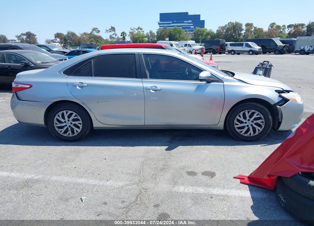 2017 TOYOTA CAMRY LE VIN: 4T1BF1FK8HU734682