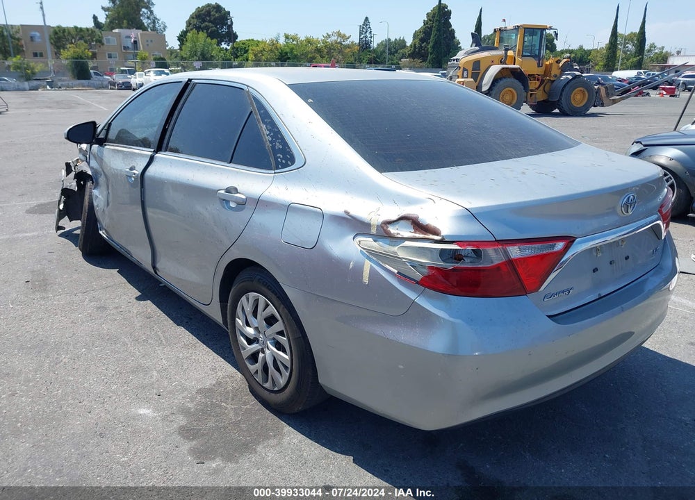2017 TOYOTA CAMRY LE VIN: 4T1BF1FK8HU734682