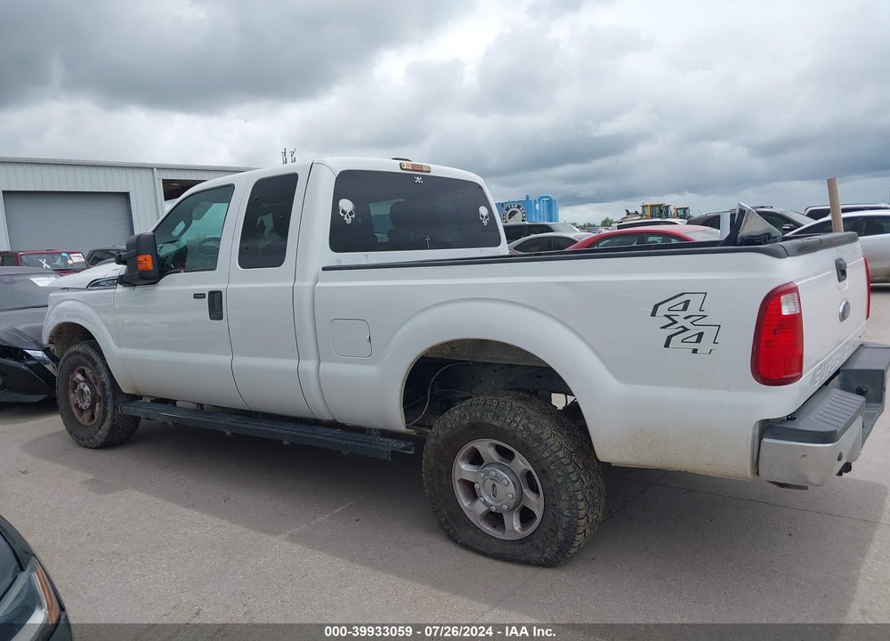 2015 FORD F-250 XLT VIN: 1FT7X2B67FEB72187