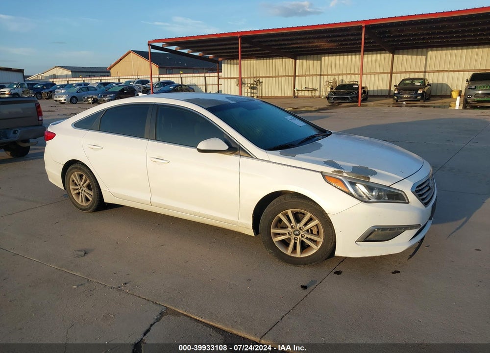 2015 HYUNDAI SONATA SE VIN: 5NPE24AFXFH077660