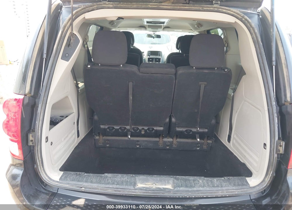 2011 DODGE GRAND CARAVAN CREW VIN: 2D4RN5DG6BR672668