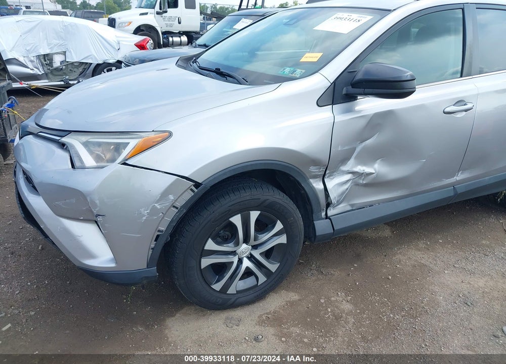 2017 TOYOTA RAV4 LE VIN: 2T3BFREV7HW598319