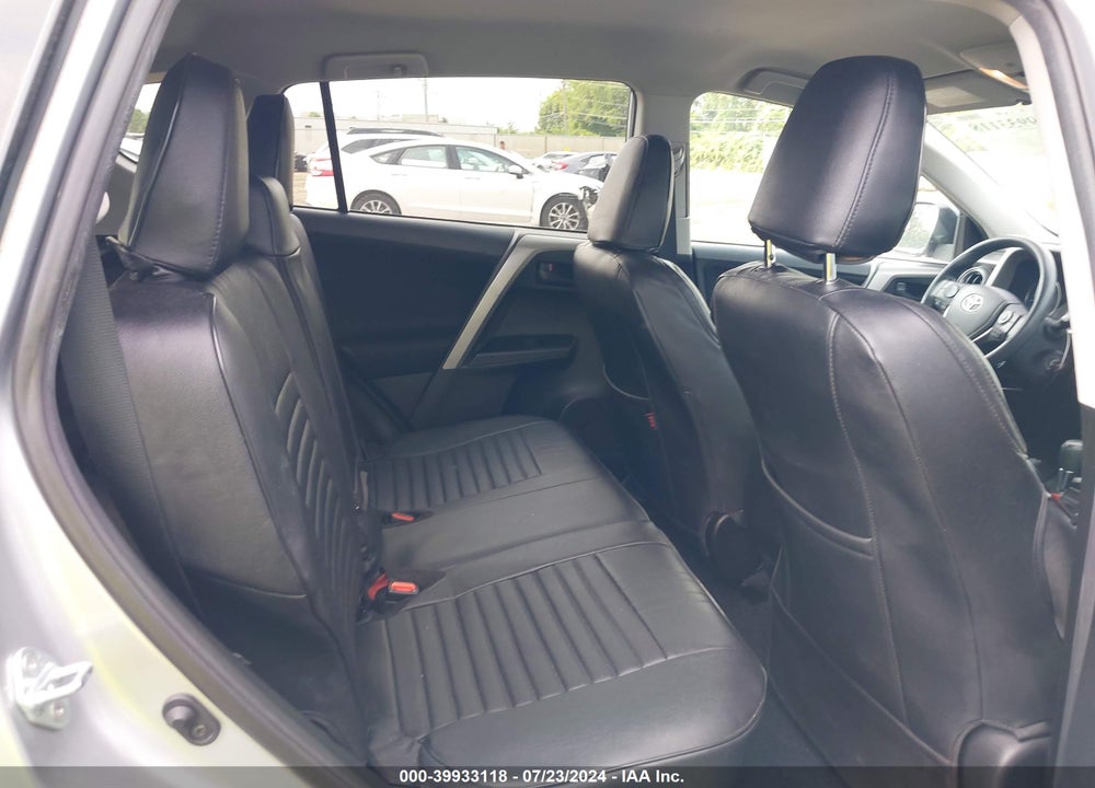 2017 TOYOTA RAV4 LE VIN: 2T3BFREV7HW598319