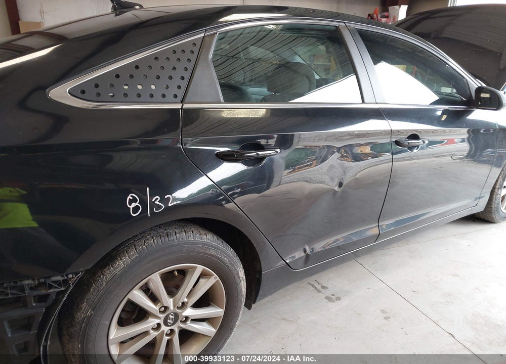 2016 HYUNDAI SONATA SE VIN: 5NPE24AF3GH347233