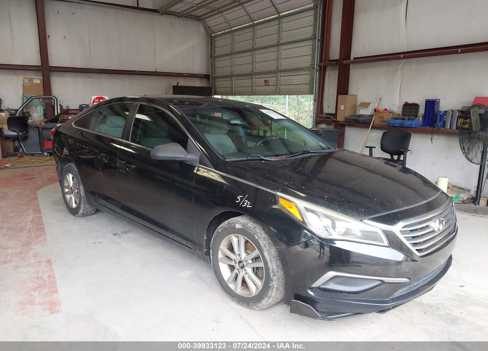 2016 HYUNDAI SONATA SE VIN: 5NPE24AF3GH347233