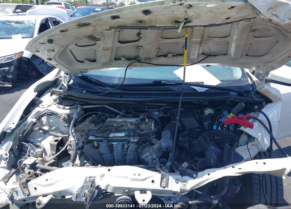 2018 TOYOTA COROLLA LE VIN: 5YFBURHEXJP822443