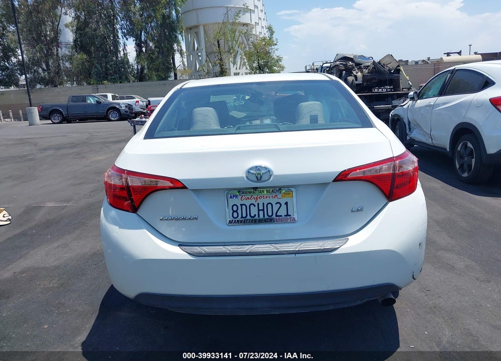 2018 TOYOTA COROLLA LE VIN: 5YFBURHEXJP822443