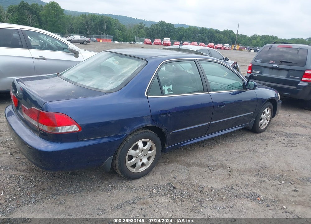 2002 HONDA ACCORD 2.3 EX/2.3 SE VIN: JHMCG668X2C027117