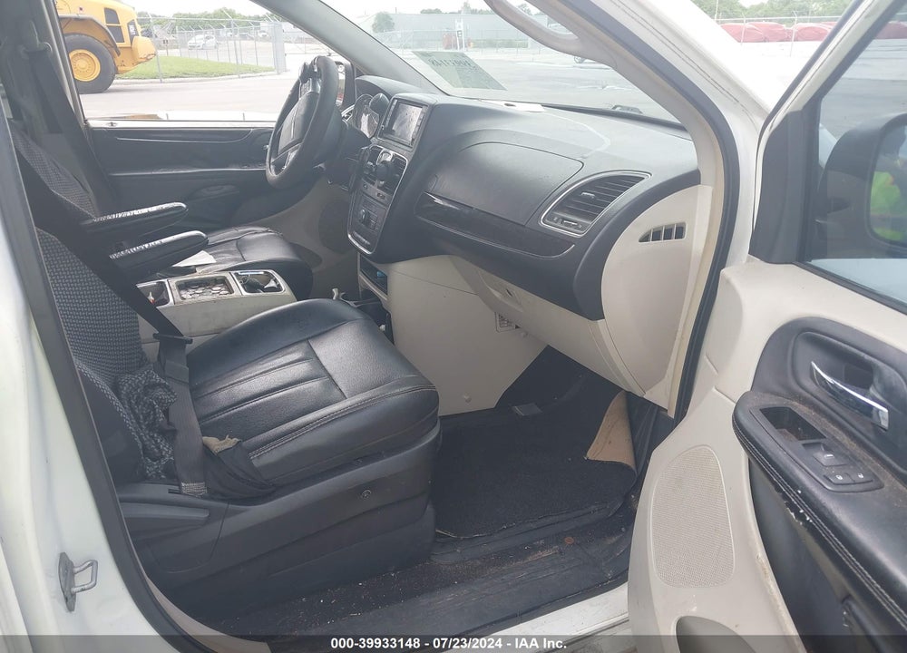 2012 CHRYSLER TOWN & COUNTRY TOURING VIN: 2C4RC1BG9CR305568