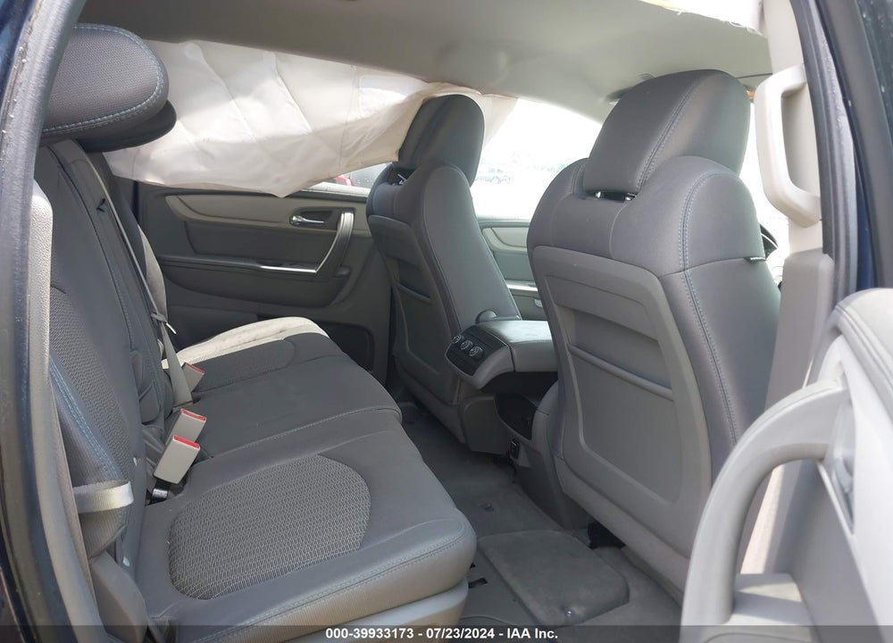 2016 CHEVROLET TRAVERSE LS VIN: 1GNKVFED8GJ308313