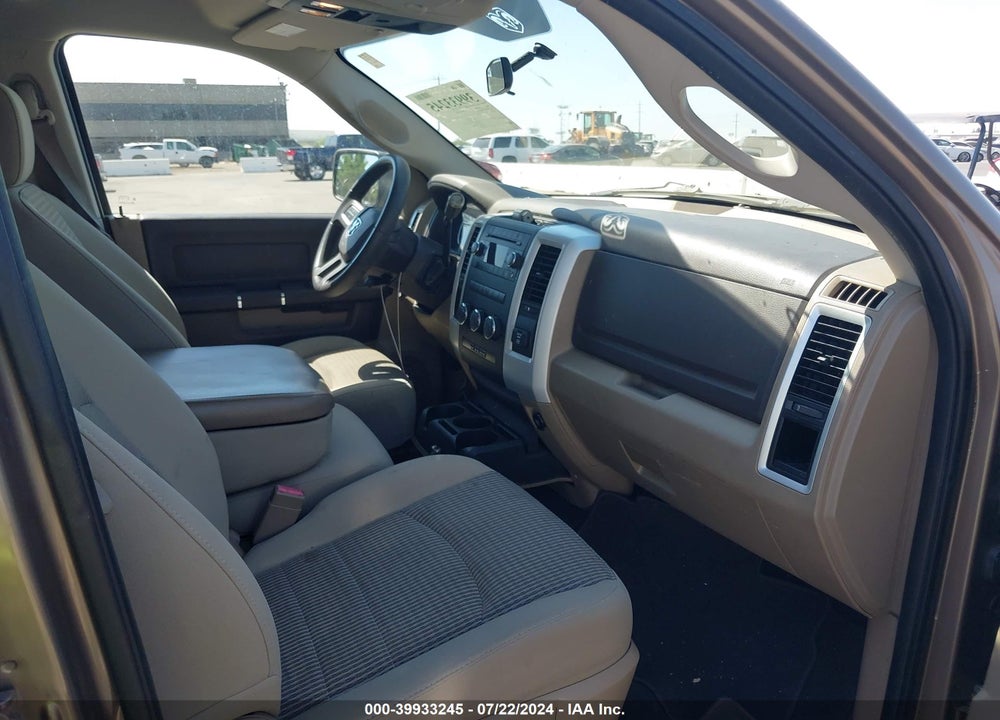 2009 DODGE RAM 1500 VIN: 1D3HB18T99S792109