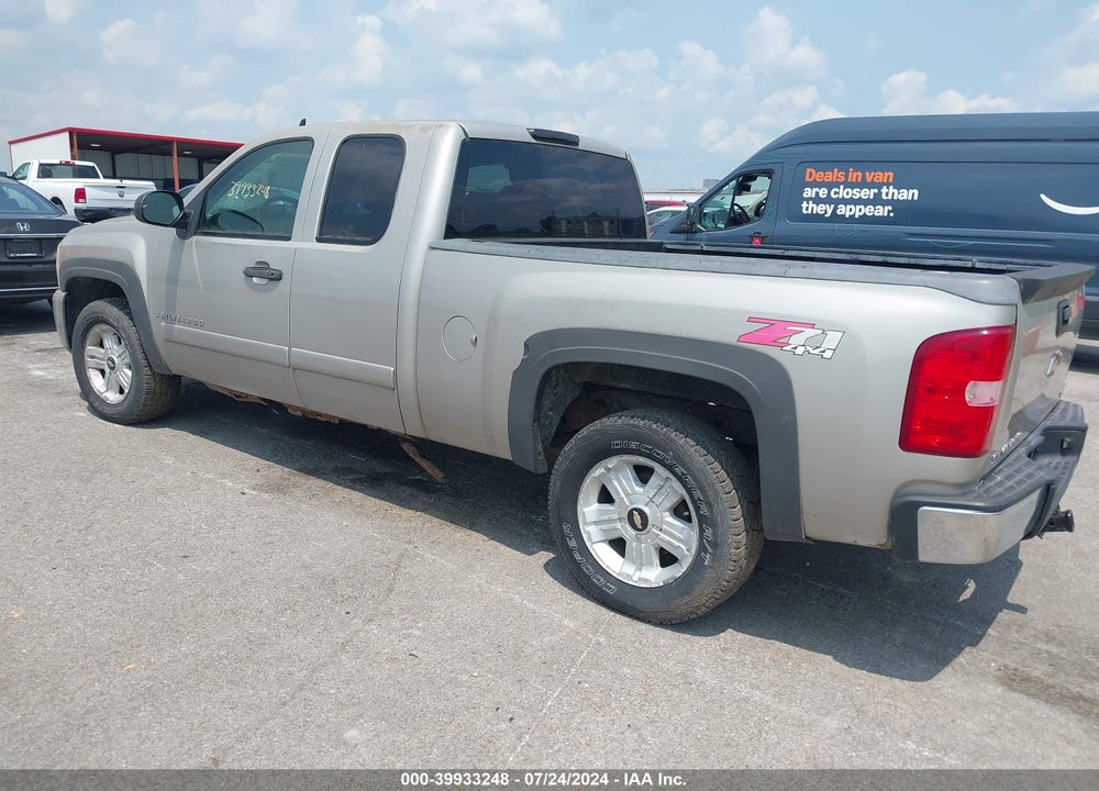 2007 CHEVROLET SILVERADO 1500 LT1 VIN: 2GCEK19J971678102