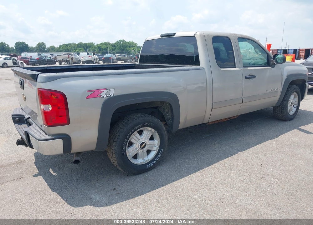 2007 CHEVROLET SILVERADO 1500 LT1 VIN: 2GCEK19J971678102