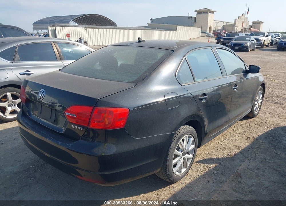 2011 VOLKSWAGEN JETTA 2.5L SE VIN: 3VWDX7AJXBM080921