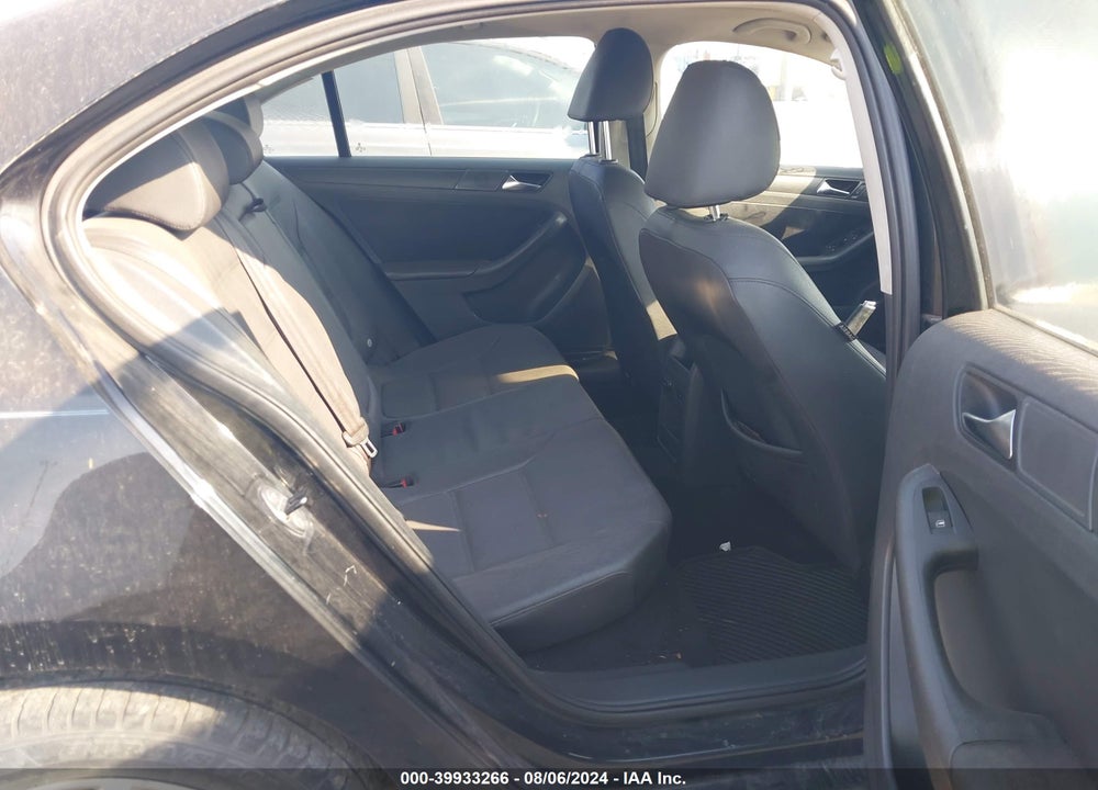 2011 VOLKSWAGEN JETTA 2.5L SE VIN: 3VWDX7AJXBM080921