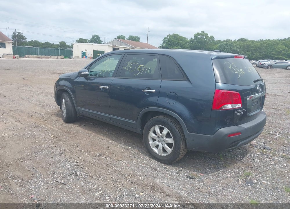 2012 KIA SORENTO LX VIN: 5XYKT3A18CG202611