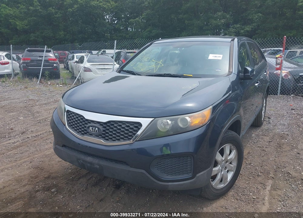 2012 KIA SORENTO LX VIN: 5XYKT3A18CG202611