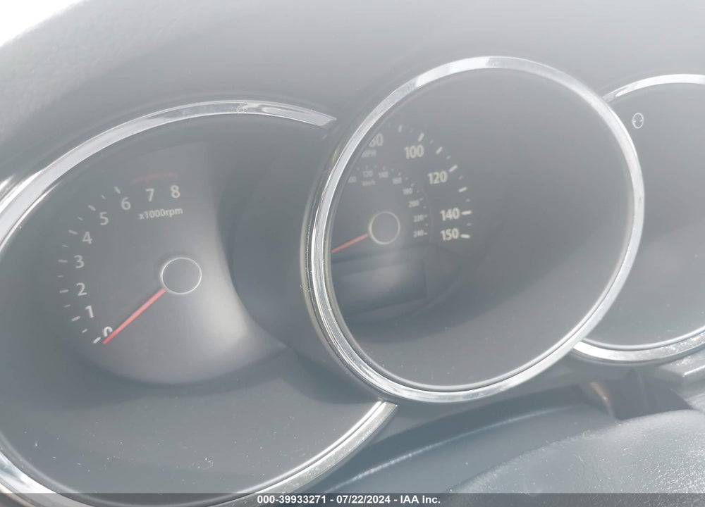 2012 KIA SORENTO LX VIN: 5XYKT3A18CG202611