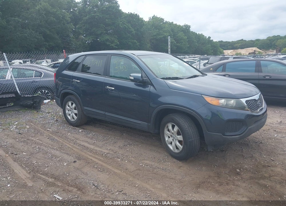 2012 KIA SORENTO LX VIN: 5XYKT3A18CG202611
