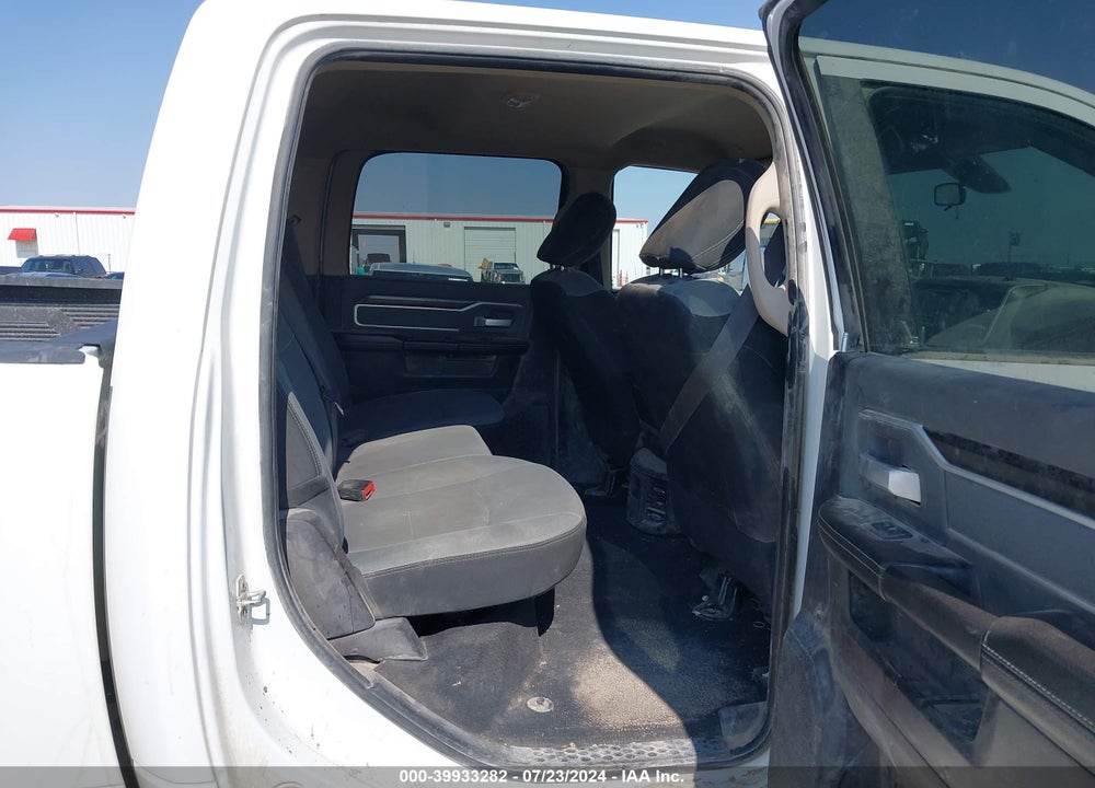 2020 RAM 2500 BIG HORN 4X4 6'4 BOX VIN: 3C6UR5DL8LG155914