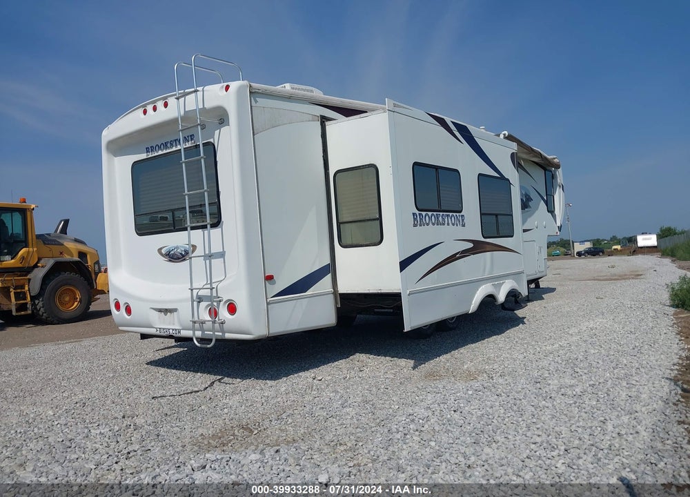 2011 FOREST RIVER BROOKS BROTHERS TRAILERS VIN: 5ZT3BK2B8BA302617